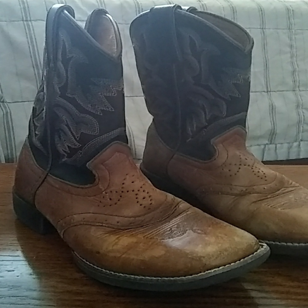 Boys Justin cowboy boots